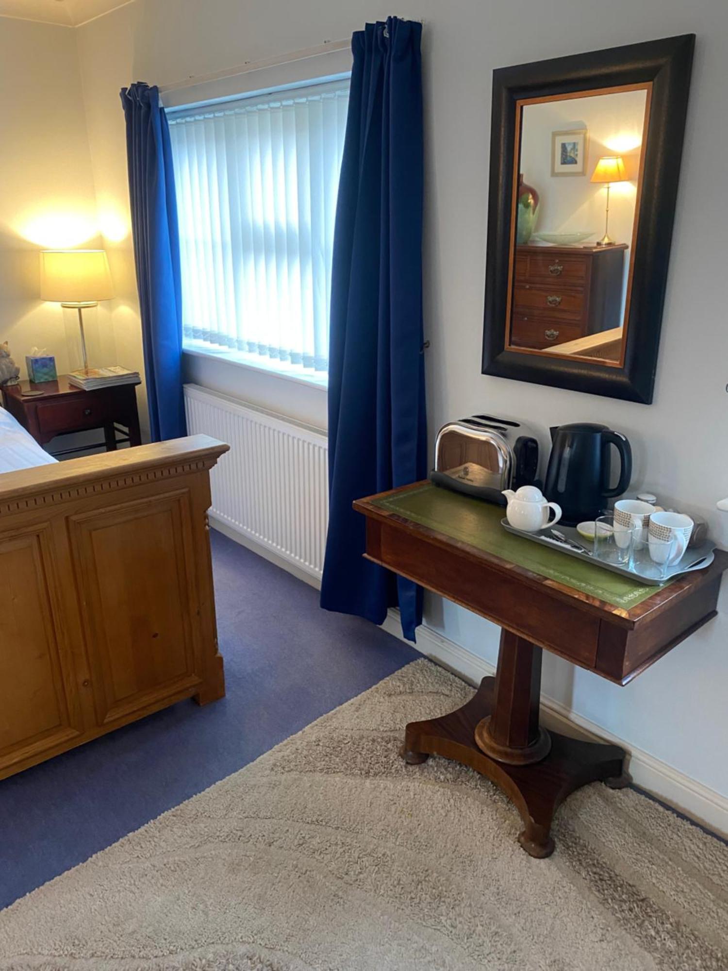 Beautiful Private Room With Kingsize Bed And Large Private En-Suite Peterborough Esterno foto