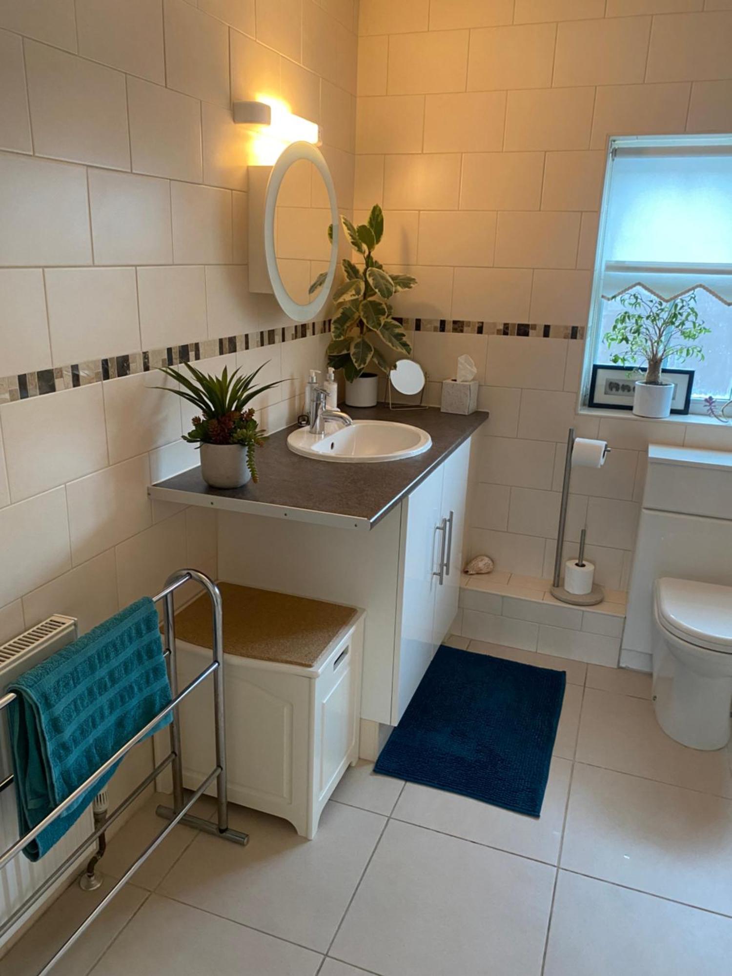 Beautiful Private Room With Kingsize Bed And Large Private En-Suite Peterborough Esterno foto